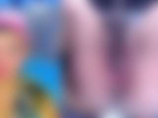 Live cam show with AriHale - Dirty on Camsoda