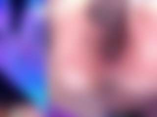 Live cam show with AriHale - Lovense Middle Aged on Camiplay Live