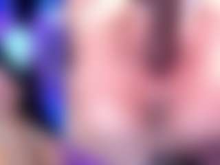 Live cam show with AriHale - Fingering on Milfs Live