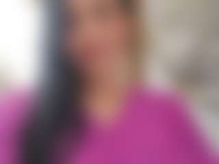 Live cam show with georgina253 - Squirt on Milf Play