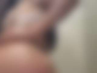 Live cam show with georgina253 - BBW on Mixed Magazine Live