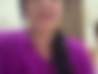 Live cam show with georgina253 - Tease Curvy on Fit Hotties