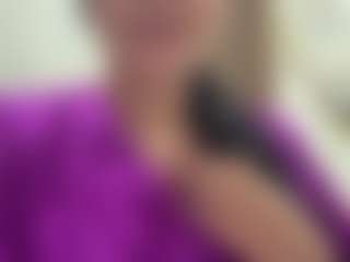 Live cam show with georgina253 - Dildo on SquirtSoMuch