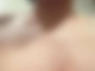 Live cam show with georgina253 - Athletic Shaved Pussy on Fling VIP Chat