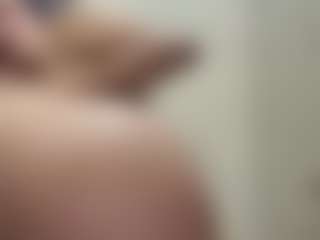 Live cam show with georgina253 - Fingers on Camsoda