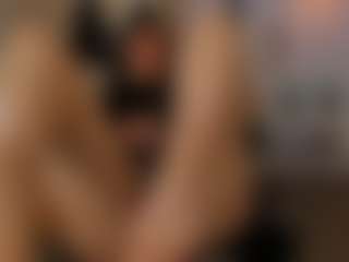 Live cam show with Lea - Mature on Mixed Magazine Live