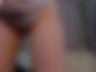 Live cam show with Lea - Green Eyes on xxxlivecams.org