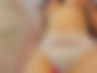 Live cam show with Lea - Body Massage on Camsoda