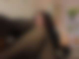 Live cam show with Lea - Body Massage on Camsoda