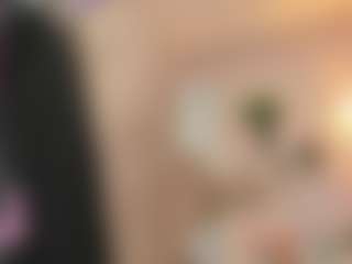 Live cam show with Lea - Amateur Mature on Milfs Live