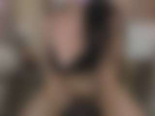 Live cam show with Lea - Role Play MILF on Streamer API