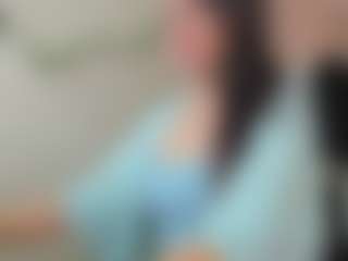 Live cam show with Lea - Green Eyes on TottyGirls