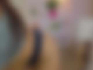 Live cam show with Lea - Spank Mature on Ass Tok