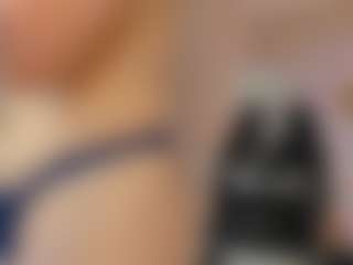 Lea's Live Sex Cam Show