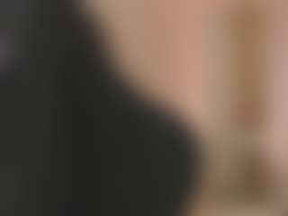 Live cam show with Lea - Spank Mature on sexytreat.net