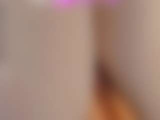 Live cam show with Lea - Mature on liverealitysex.com