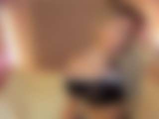 Live cam show with Sidny - Green Eyes on Camsoda