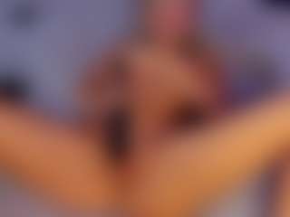 Live cam show with Sidny - Athletic Amateur on luckytryst.com