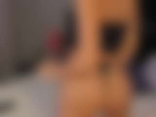 Live cam show with Sidny - Blue Eyes on Strip Flash - Live Sex Shows