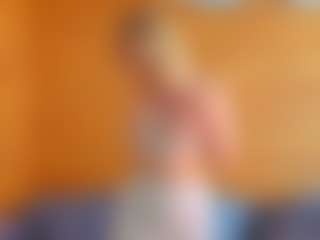 Live cam show with Tinamilger - Blue Eyes on Adult Interactions