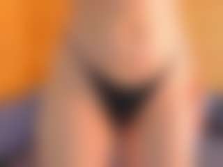 Live cam show with Tinamilger - Blue Eyes on Pornisteam.com