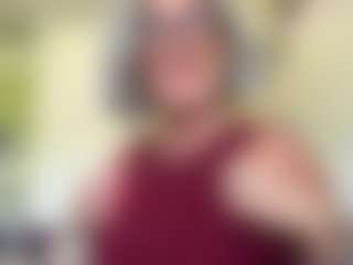Monica Naughty MILF webcam performer live streaming