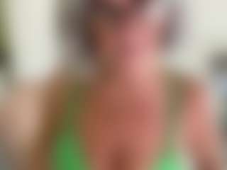 Live cam show with Monica Naughty - Long Hair on liverealitysex.com