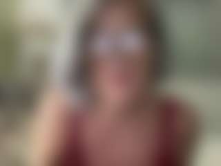 Monica Naughty MILF webcam performer live streaming