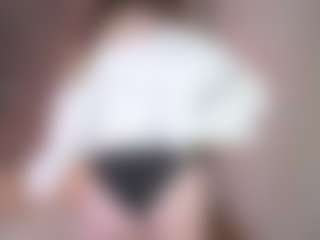 Live cam show with DovieJackman - Normal on MyBangCams