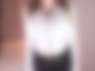 Live cam show with DovieJackman - Gagging on Soda Cam