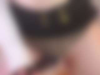 Live cam show with DovieJackman - Pegging on eurowanks.com