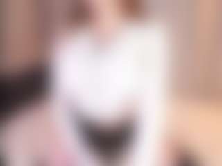 Live cam show with DovieJackman - Pegging on Milf Play