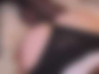 Live cam show with DovieJackman - Blue Eyes on googirlz