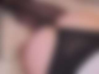 Live cam show with DovieJackman - Pegging on milfzrlive.com