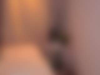 Live cam show with DovieJackman - Ass Clapping on Camsoda