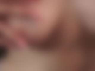 DovieJackman's Live Sex Cam Show