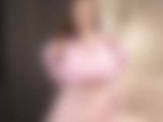 Live cam show with DovieJackman - Gagging on Camsoda