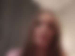Live cam show with DovieJackman - Gagging on Camsoda