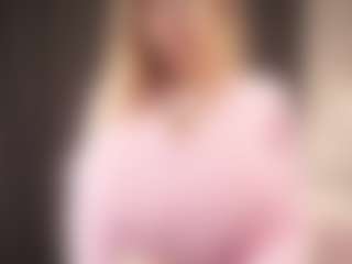 Live cam show with DovieJackman - Pegging on Hubzter Live