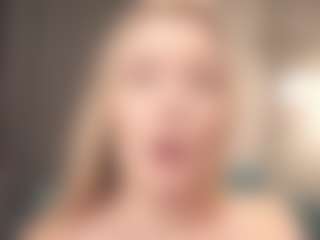 DovieJackman's Live Sex Cam Show