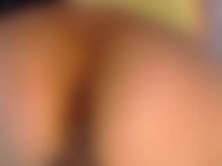 Ferrari-Miaa1's Live Sex Cam Show