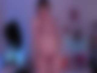 Live cam show with GinnyGingerGirl - Green Eyes on Milfs Live