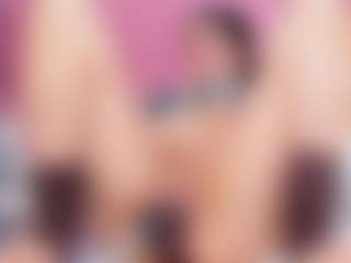 Live cam show with isabella-santos - Camel Toe on Camsoda