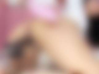 isabella-santos's Live Sex Cam Show