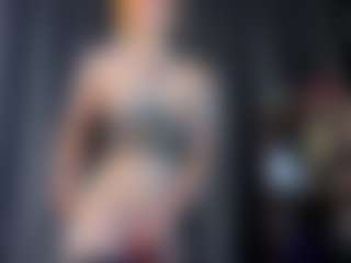 Live cam show with Elizabeth - Blue Eyes on slutload