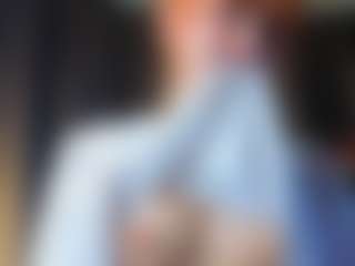 Live cam show with Elizabeth - Skinny on Camsoda