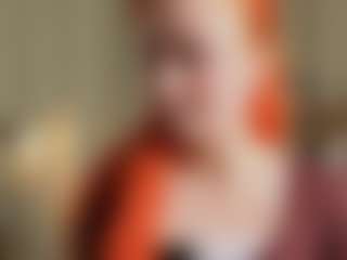 Live cam show with Elizabeth - Athletic on live18s.com
