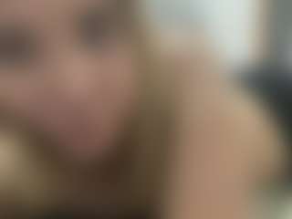 Live cam show with Jessie - Athletic College on Camsoda