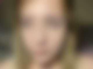 Live cam show with Jessie - Blonde Hair Teen (18+) on intimatelivegirls.com