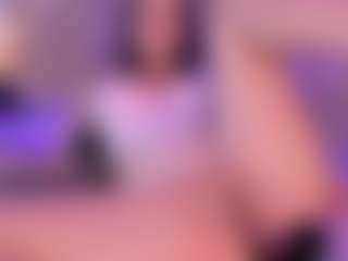 Live cam show with JuliethaSousa - White Curvy on Cam Slut | colombia